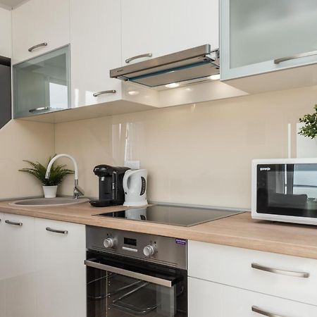 Zoran Brand New Modern Apartments Mandre Exterior photo