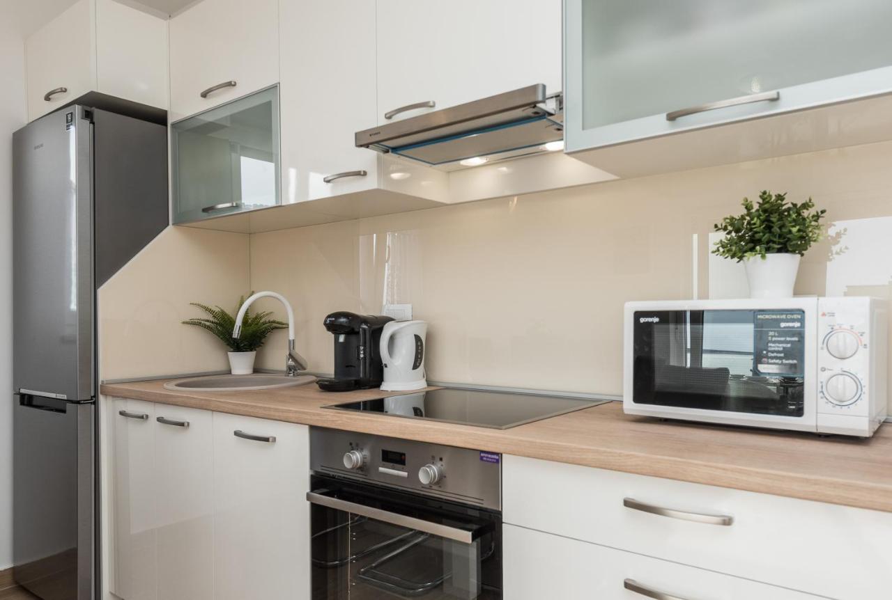 Zoran Brand New Modern Apartments Mandre Exterior photo
